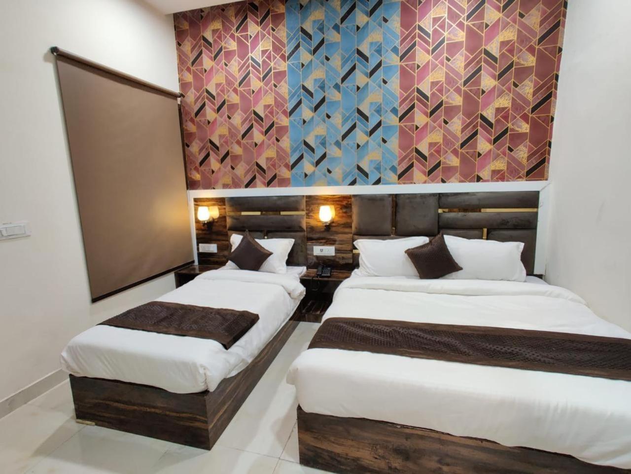 Hotel Gs Amritsar 200 Mtr From Golden Temple Dış mekan fotoğraf