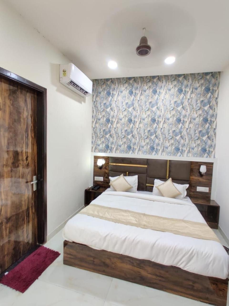 Hotel Gs Amritsar 200 Mtr From Golden Temple Dış mekan fotoğraf