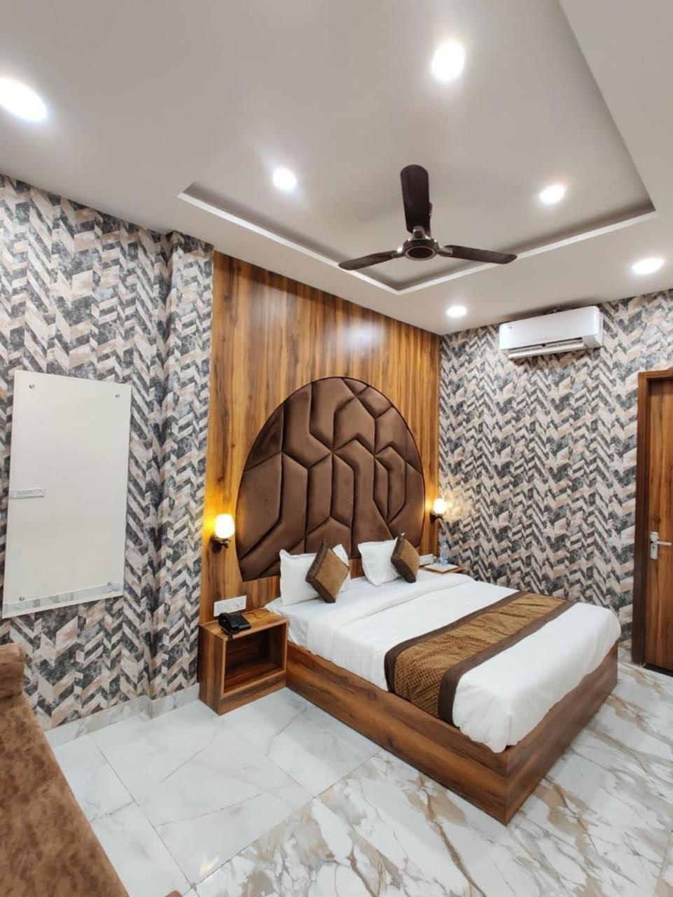 Hotel Gs Amritsar 200 Mtr From Golden Temple Dış mekan fotoğraf