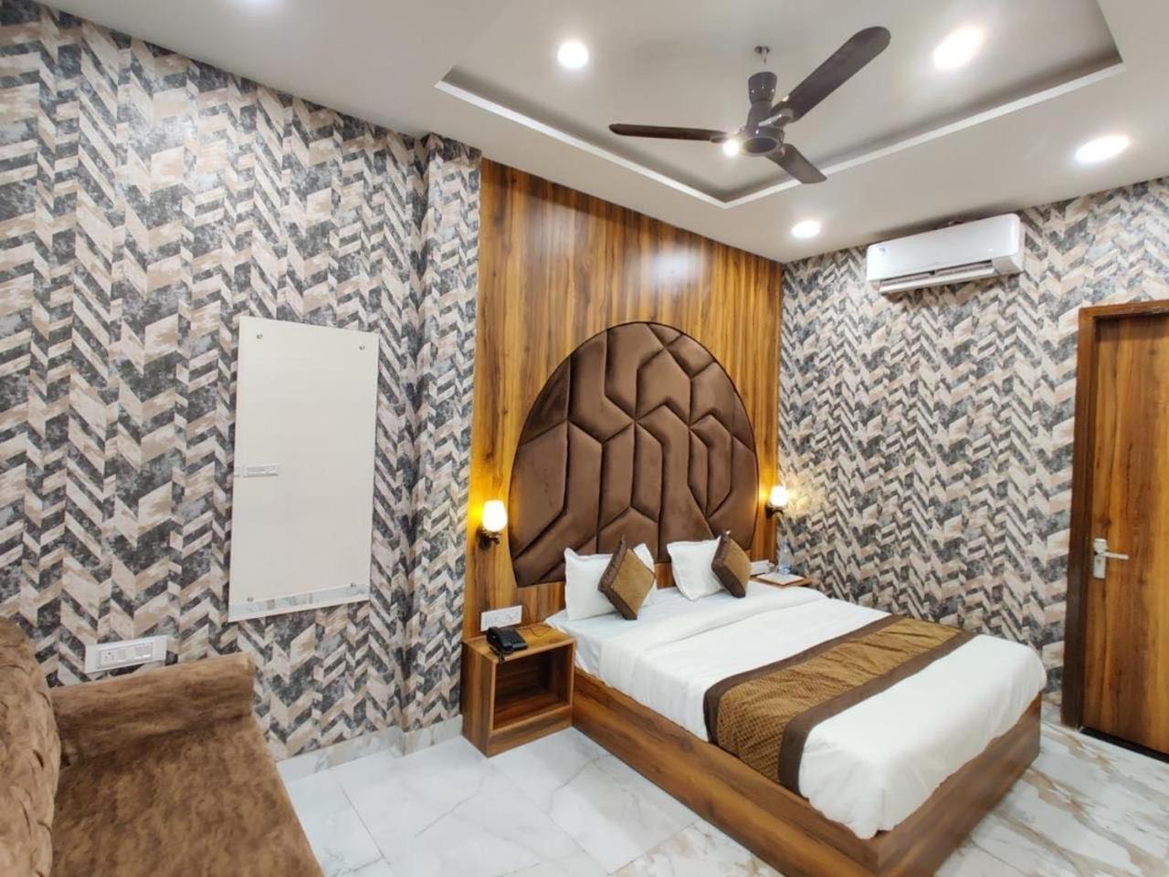 Hotel Gs Amritsar 200 Mtr From Golden Temple Dış mekan fotoğraf